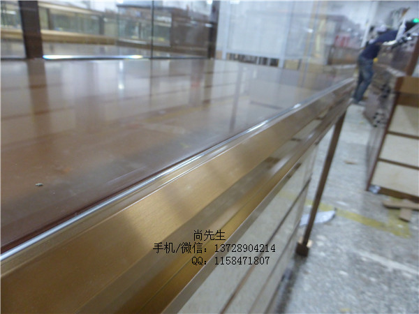珠寶展柜制作廠家細節(jié)展示.jpg