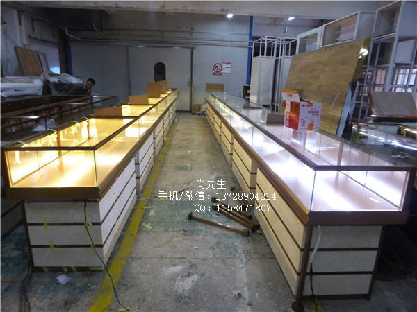 大理石珠寶展示柜.jpg