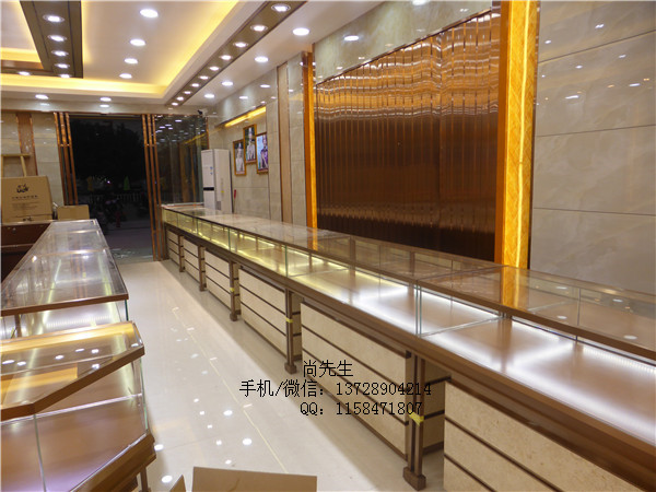 金六福珠寶店展柜制作.jpg