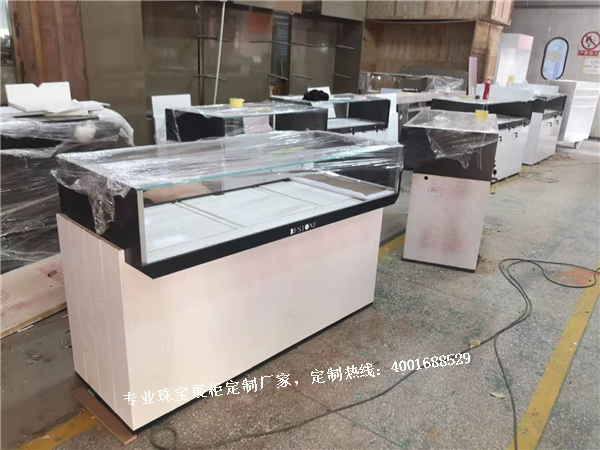珠寶展示柜定做.jpg 珠寶展示柜定做.jpg