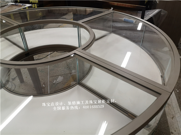 扇形珠寶展示柜.jpg