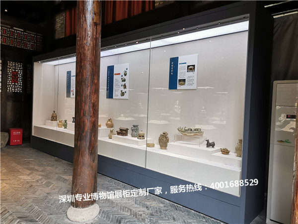 博物館展柜定制.jpg