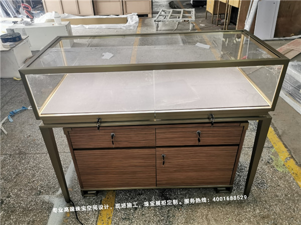 不銹鋼珠寶展示柜.jpg 不銹鋼珠寶展示柜.jpg