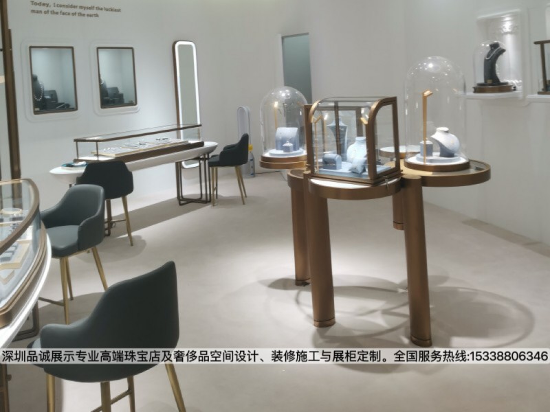 深圳品誠展示珠寶店展柜定制效果3_副本.jpg