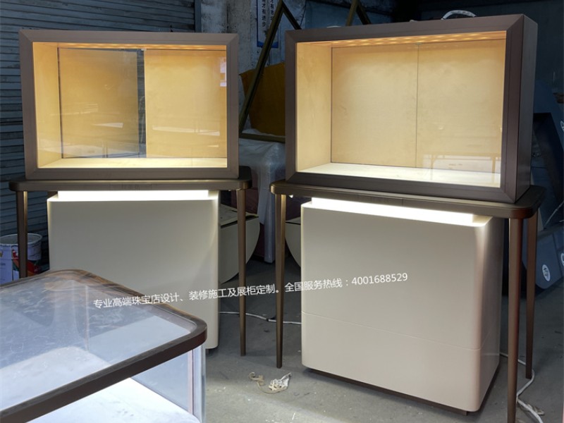 紅茶花珠寶店珠寶展柜定制完工發(fā)貨